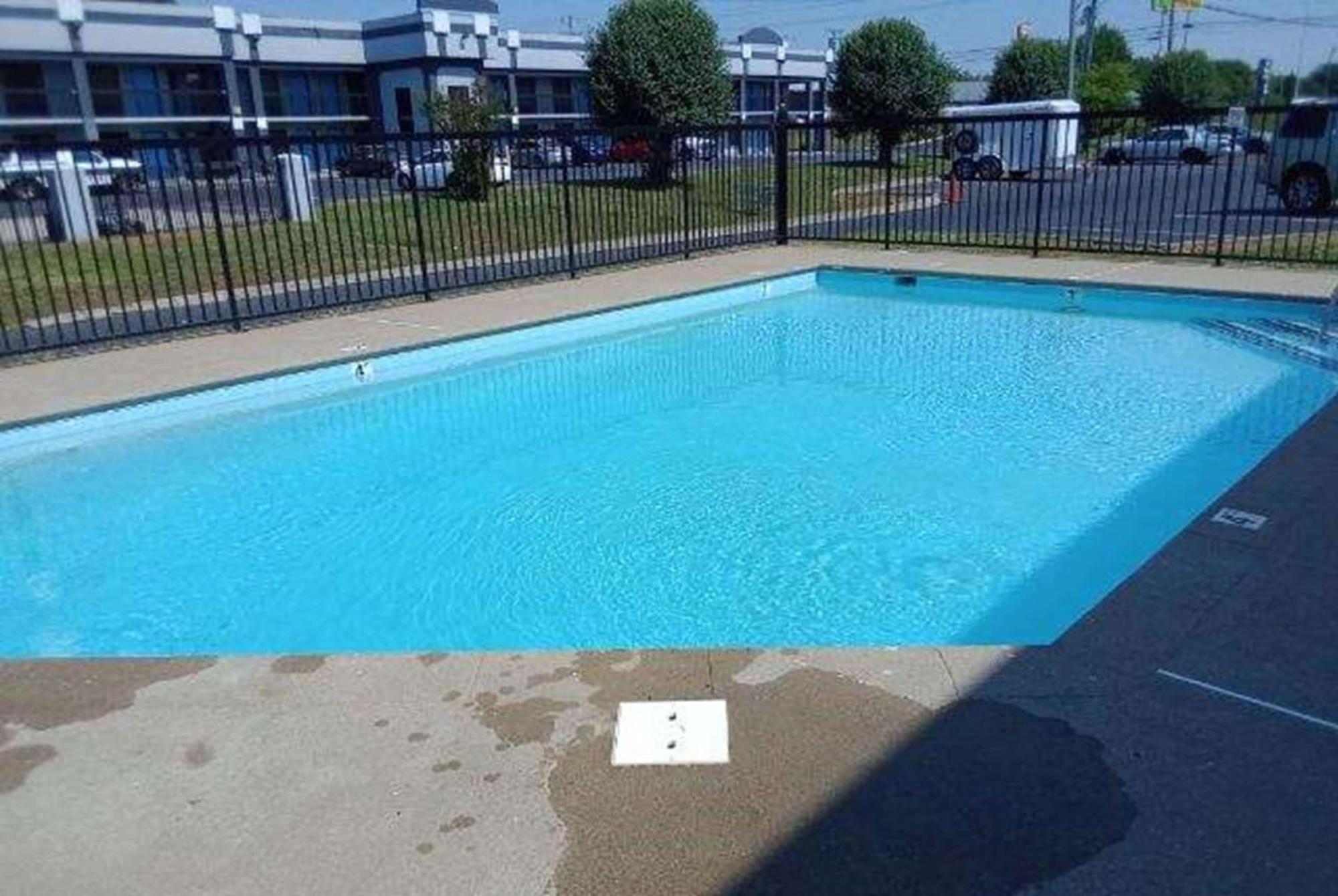 Howard Johnson By Wyndham Clarksville Tennessee Exterior foto